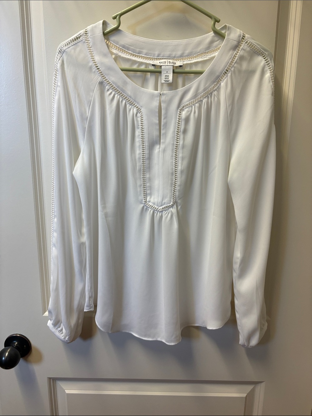 White House Black Market White Long-Sleeve Split-Neck Blouse